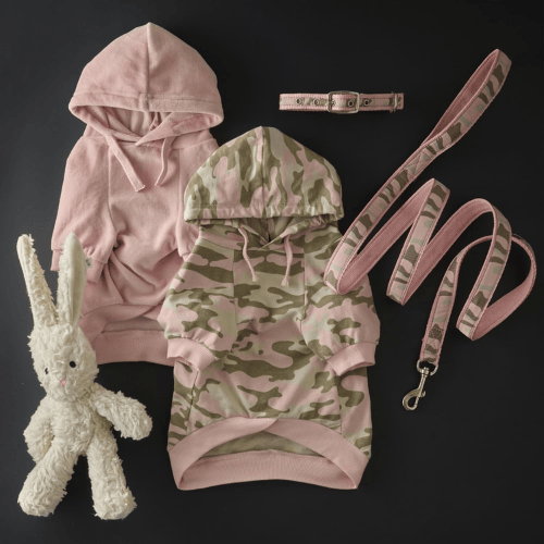 Modern "Eco-Velour" Dog Hoodie – Functional Winter Pet Coat with Leash Access